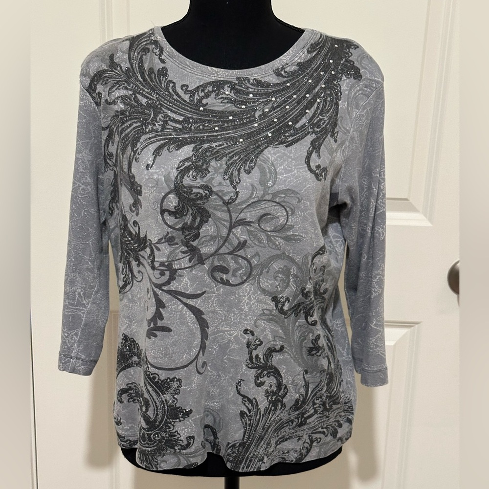 Nicole Miller long sleeve sequined women’s top